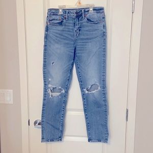 Ladies American Eagle jeans. Size 30x34